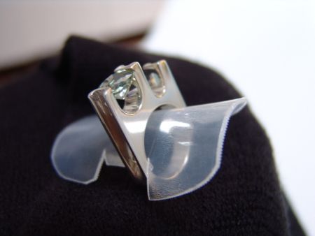 Carlos Loria Salazar “3 Pi al Cuadrado” Anillo Plata 950 y amatista verde Carlos Loria Salazar